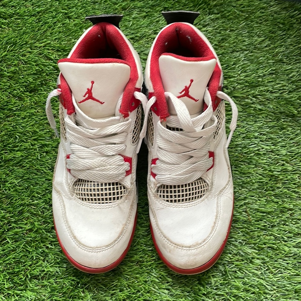 Jordan 4s fire red